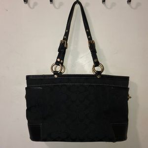 COACH clack monogram shoulder bag